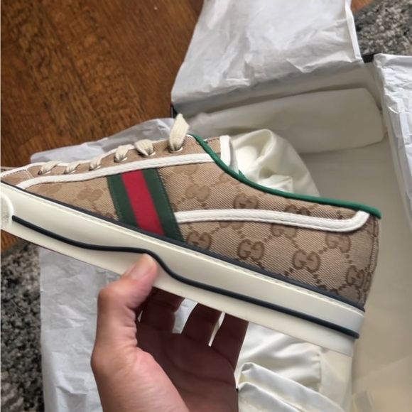Gucci Brown and Green Sneakers with Signature Design - Picture 1 of 4